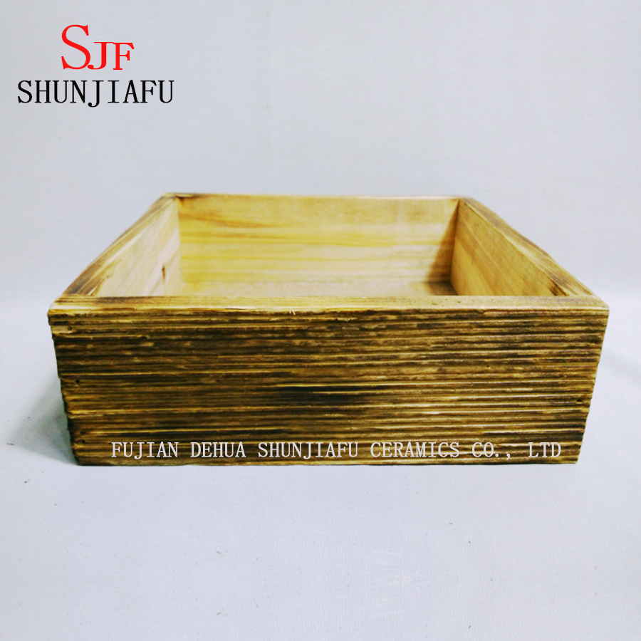 Jardinera de madera para plantas