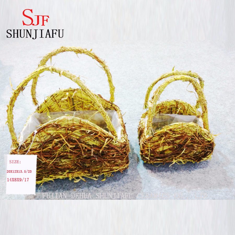 Maceta de rat&aacute;n