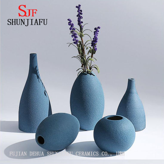 Florero moderno de cerámica azul y negro mate de estilo europeo