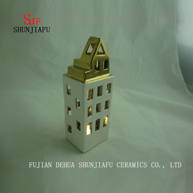 Moderno edificio de candelabros de cer&aacute;mica. /SI