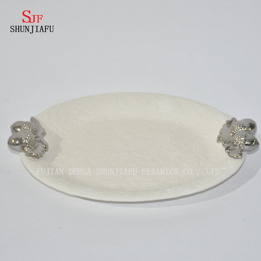 Plato de tres platos peque&ntilde;os de tart&aacute;n de porcelana blanca para aperitivo, postre, ensalada, merienda, sushi, fruta, pan