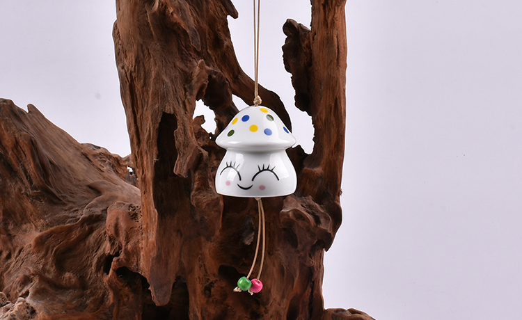 Precioso japon&eacute;s Sunny Dolls Garden Chimes Campanas de viento de cer&aacute;mica (el estilo puede variar)