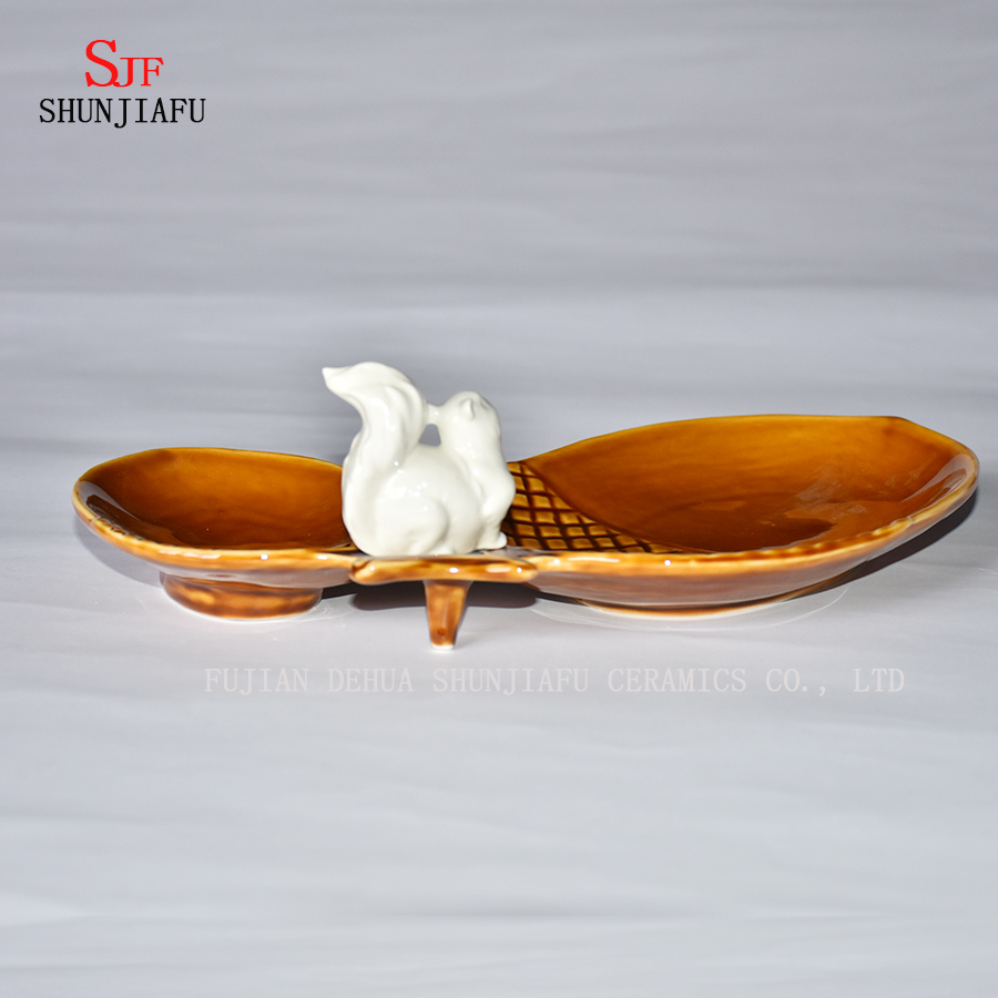 Creative Conos de pino doble y Cute Bird Condimento de cer&aacute;mica Plato / B