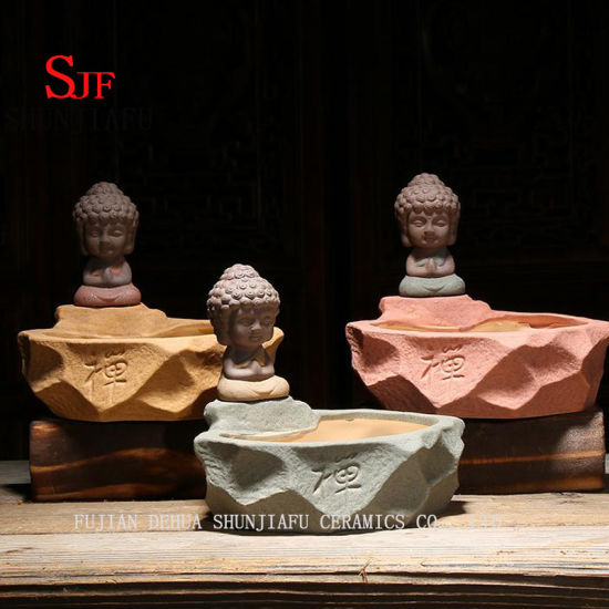 Maceta artesanal de cerámica para el hogar / jardín con monje antiguo