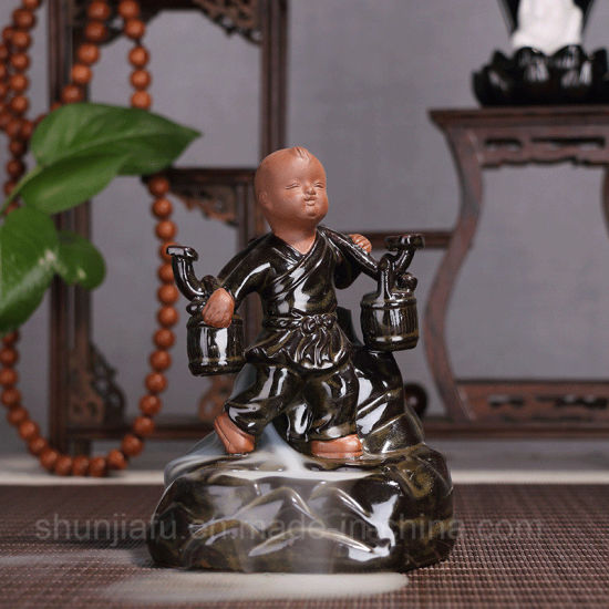 The Young Monk Decoration Quemador de incienso Smoke Backflow Ceramic