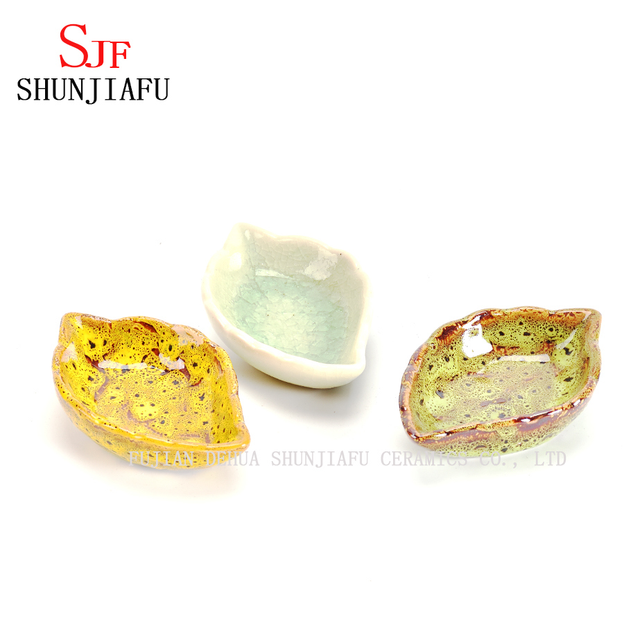 Cuchara en forma de plato de salsa de cer&aacute;mica Cuchara de degustaci&oacute;n de porcelana de color blanco