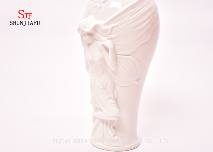 Venta caliente de todo tipo de dise&ntilde;o de florero de cer&aacute;mica moderno Jarr&oacute;n en relieve Bienvenido pedidos de OEM