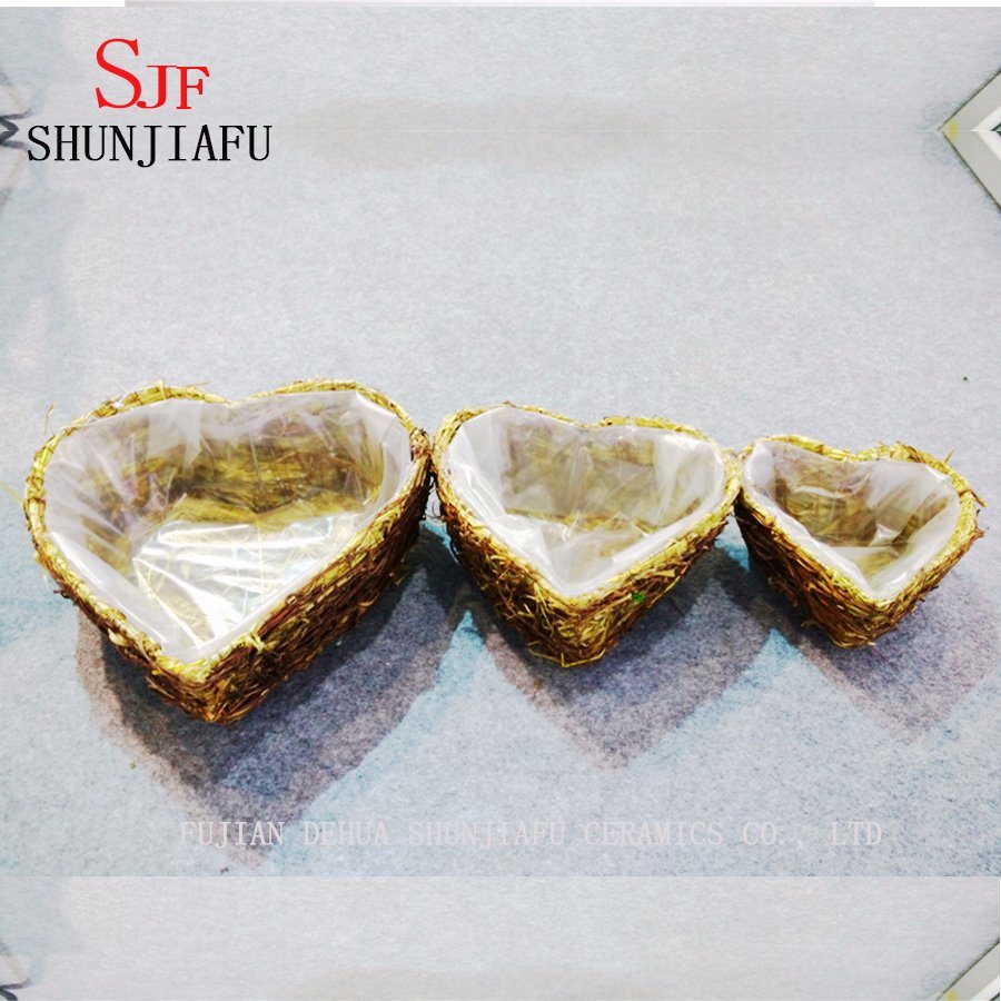 Maceta de rat&aacute;n