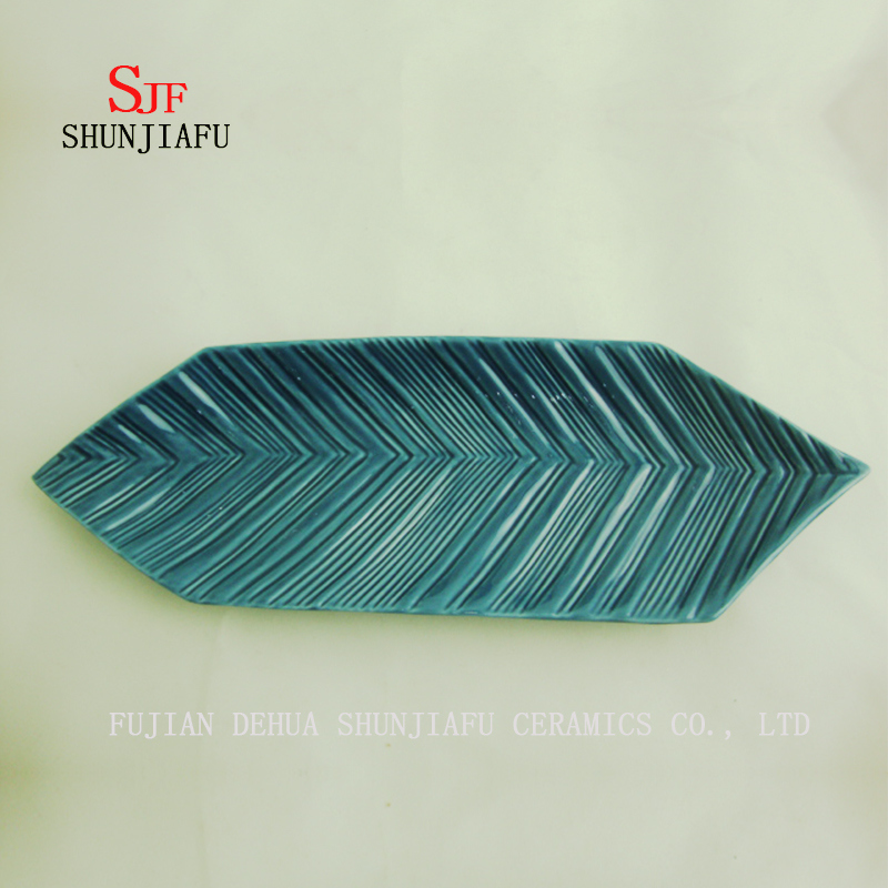 L&iacute;neas de agua azul Hoja de cer&aacute;mica Plato de servir Plato de salsa Cer&aacute;mica