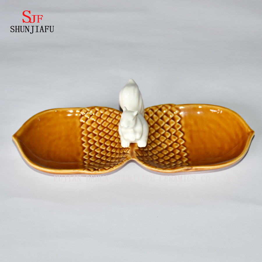 Creative Conos de pino doble y Cute Bird Condimento de cer&aacute;mica Plato / B