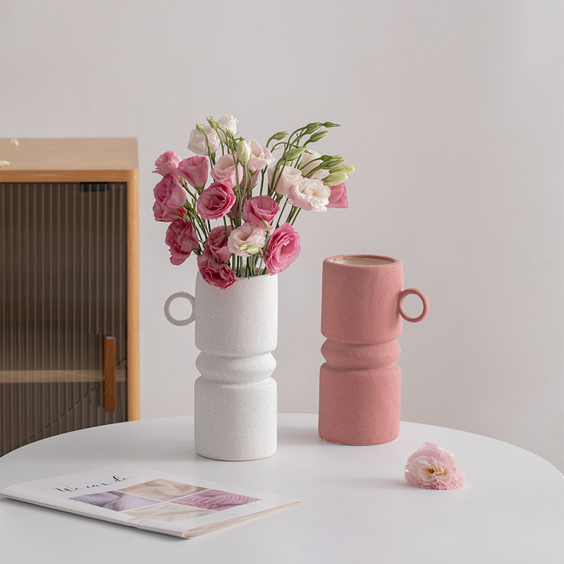 Aceptar el procesamiento personalizado de varios colores y estilos rosa 、 Jarrones de cerámica en blanco y negro