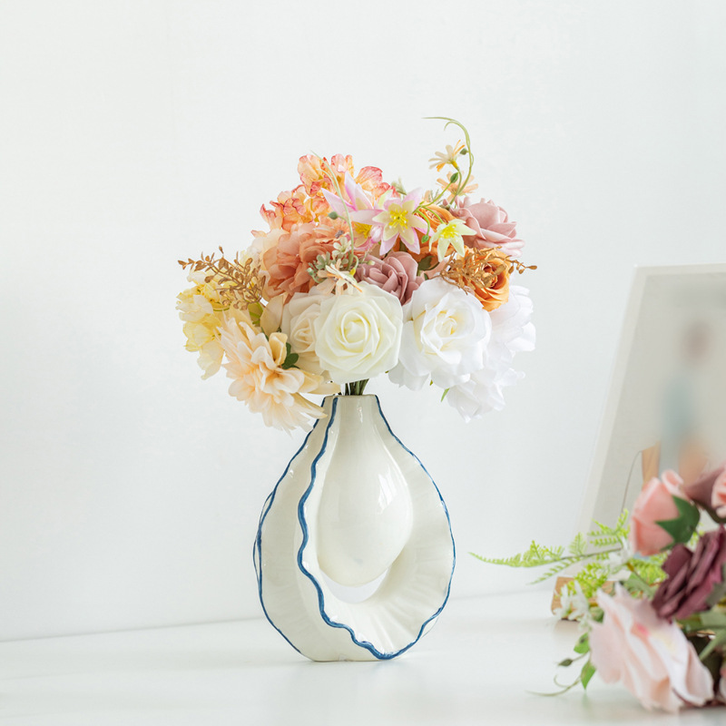 Florero de cerámica moderno al por mayor de la colmena con el sistema de flores artificiales, pieza central adaptable del arreglo floral de OEM/ODM para la decoración casera del hotel