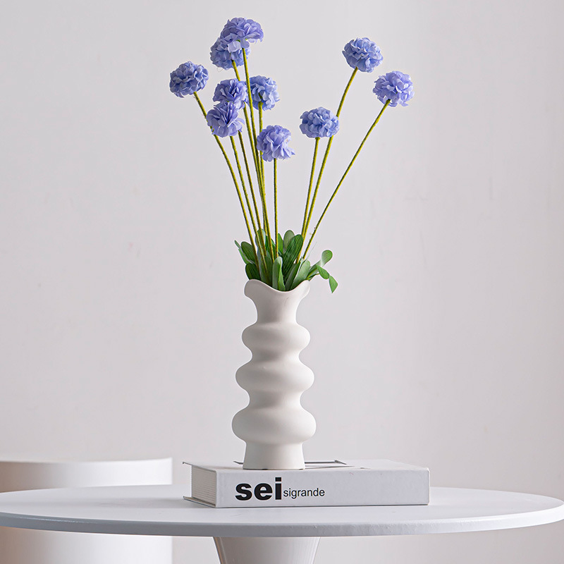 Jarrones de cerámica de diseño de estilo de estilo de estilo rosa, azul, negro, blanco, de tres capas para la decoración del hogar