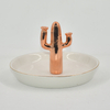 Soporte de anillo de bandeja de joyería de cerámica con diseño de cactus de planta dorada