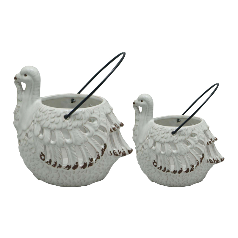 Linterna de vela de huracán tallada hueca de pavo de cerámica con mango de Metal, decoración colgante para el hogar de Acción de Gracias de otoño al por mayor