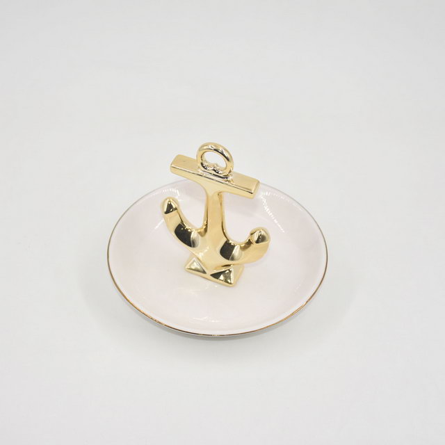 Bandeja de joyería de regalo de decoración de boda de oro galvanizado Bandeja de baratija Joyería de titular de anillo de cerámica