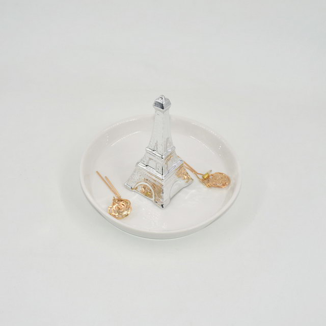 Bandeja de baratija de regalo de decoración del hogar OEM Bandeja de exhibición de joyería de titular de anillo de bodas de cerámica