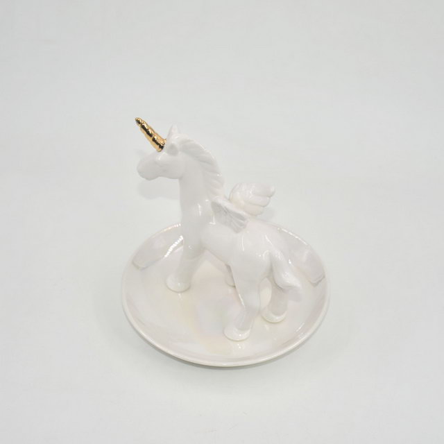 Estilo unicornio Decoración para el hogar Regalo Bandeja de exhibición de joyería Regalo de boda Soporte de anillo de cerámica Bandeja de baratija personalizada