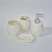 Conjunto de venta caliente Accesorios de baño sanitarios de cinco baños Conjunto de accesorios de baño de cerámica