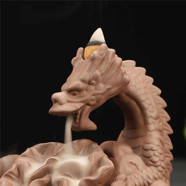 Hilo Enchufe de incienso Cascada de cerámica Reflujo Incienso pequeño Dragón de cerámica Quemador de incienso de reflujo