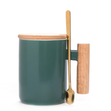 logotipo personalizado caja de regalo taza de café de porcelana set tazas de cerámica con mango de madera con tapa de bambú y cuchara de metal juego de tazas de cerámica